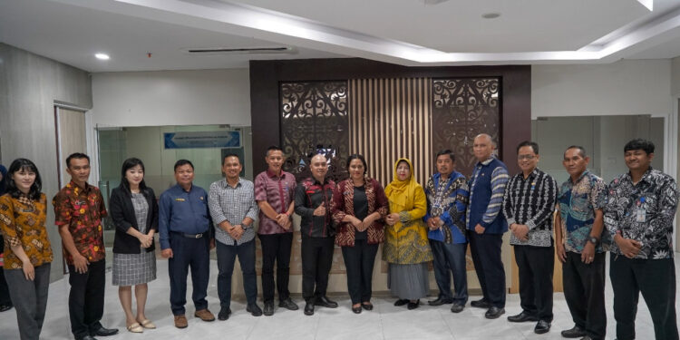 Komisi III DPRD Sanggau Kunjungi Diskominfo Kalbar, Bahas Jaringan Telekomunikasi