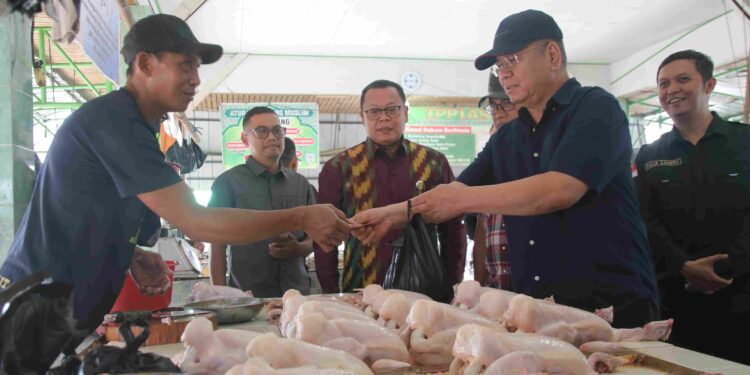 Pj. Gubernur Kalbar : Stok Beras Kalbar Aman Sampai 3 Bulan Ke Depan