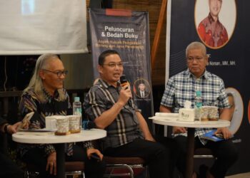 Bedah Buku “Aspek Hukum Pengadaan Barang dan Jasa”, Gubernur Ria Norsan Harap Reformasi Birokrasi Yang Nyata