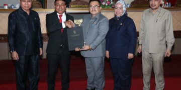 Wagub Krisantus Sampaikan Pendapat Akhir Pertanggungjawaban Pelaksanaan APBD T.A 2024