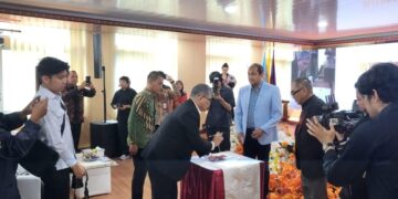 Universitas Jayabaya Gelar Seminar Internasional, Wakil Menteri Hukum Tekankan Kemajuan Teknologi Tuntut Hukum Bersikap Adaptif